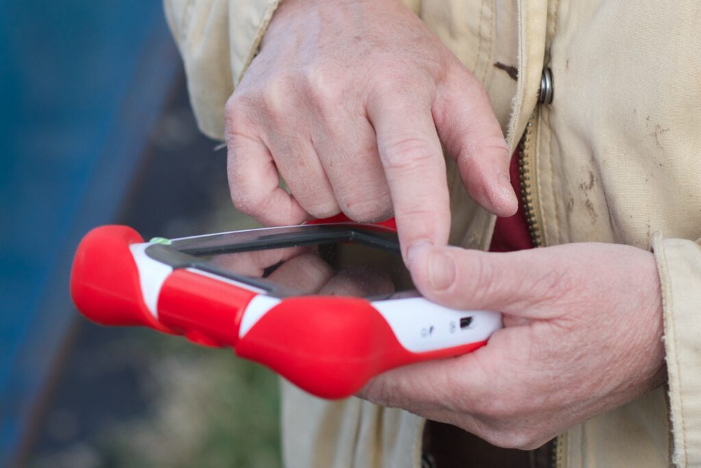 An early version of LambTracker® loaded on a small tablet.